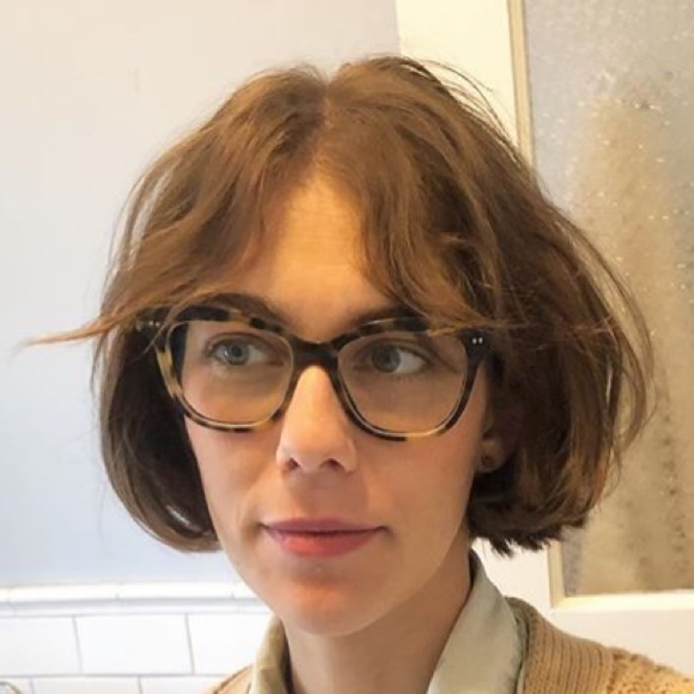 Meet your Posher, Caroline